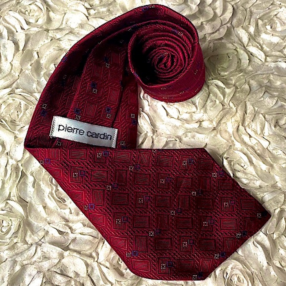 New‎ Pierre Cardin mens silk tie